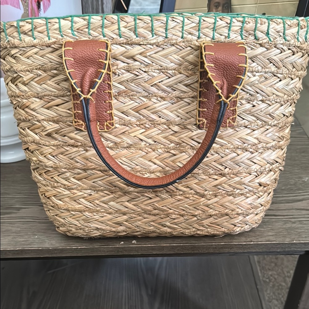 Stylish Tan Woven Tote Bag